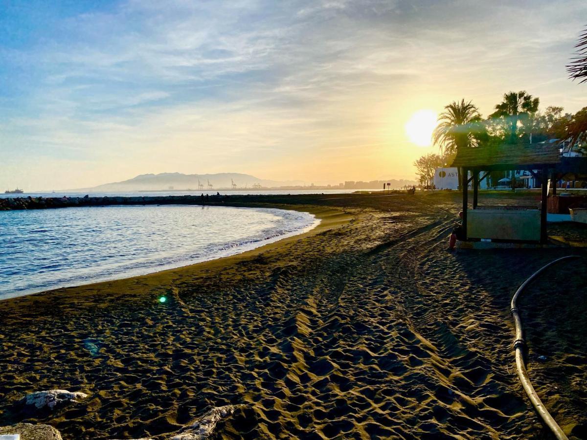 Malaga Beach And Sun Екстер'єр фото